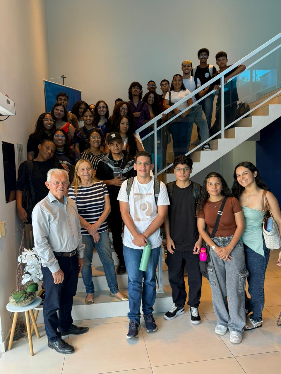 No momento, você está visualizando Estudantes de Administração da UFPI visitam sede do CRA-PI